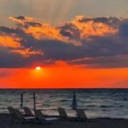 Nana * Peraia (Thessaloniki)